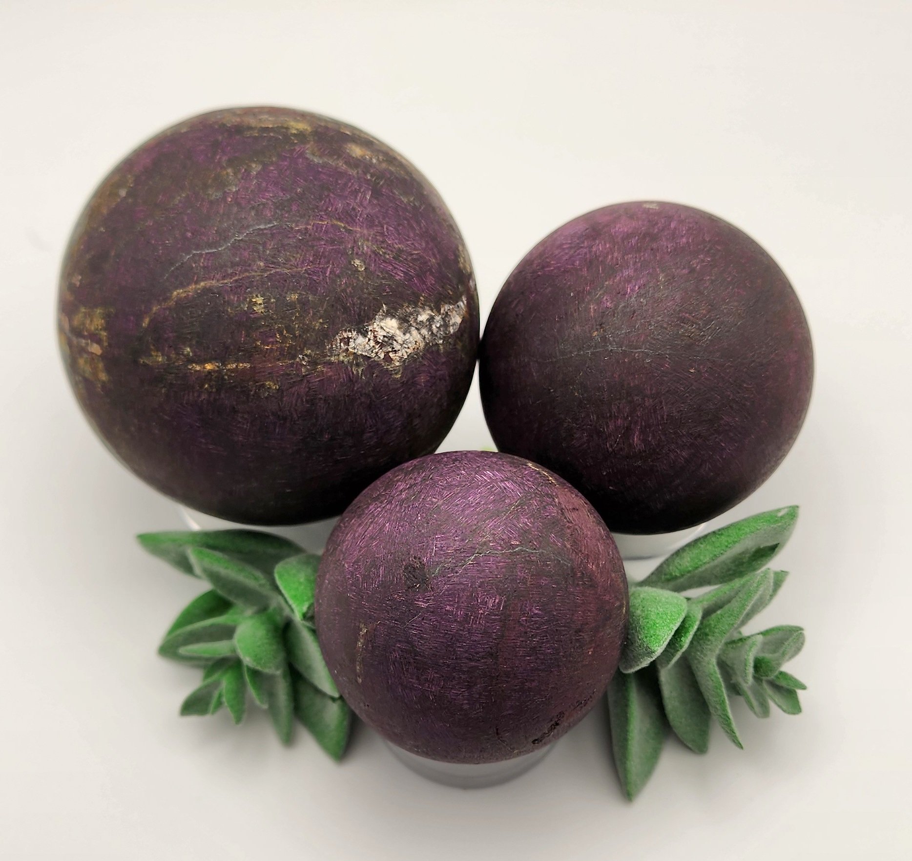 **Rare** Purpurite Spheres